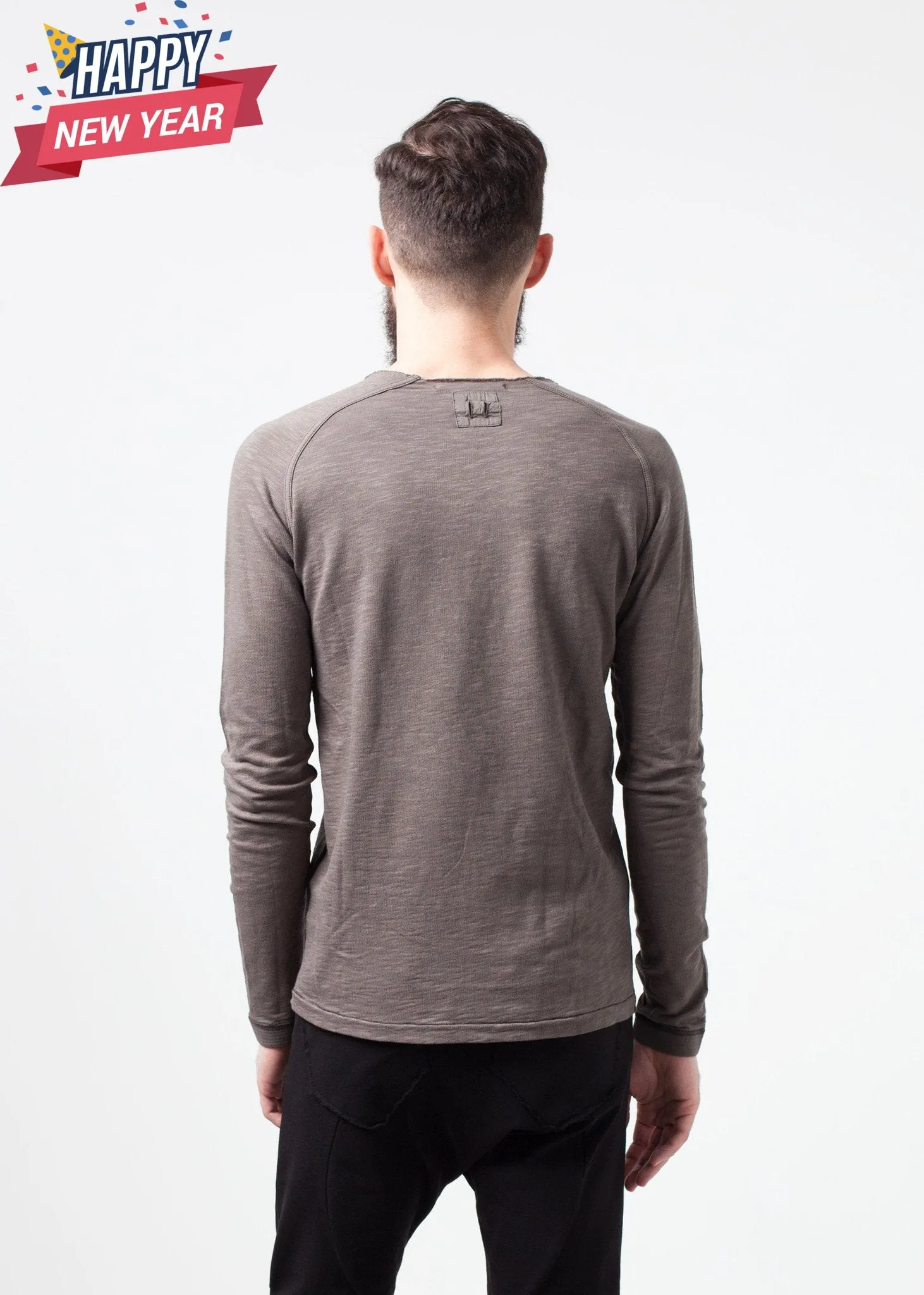 Daris Tee in Olive