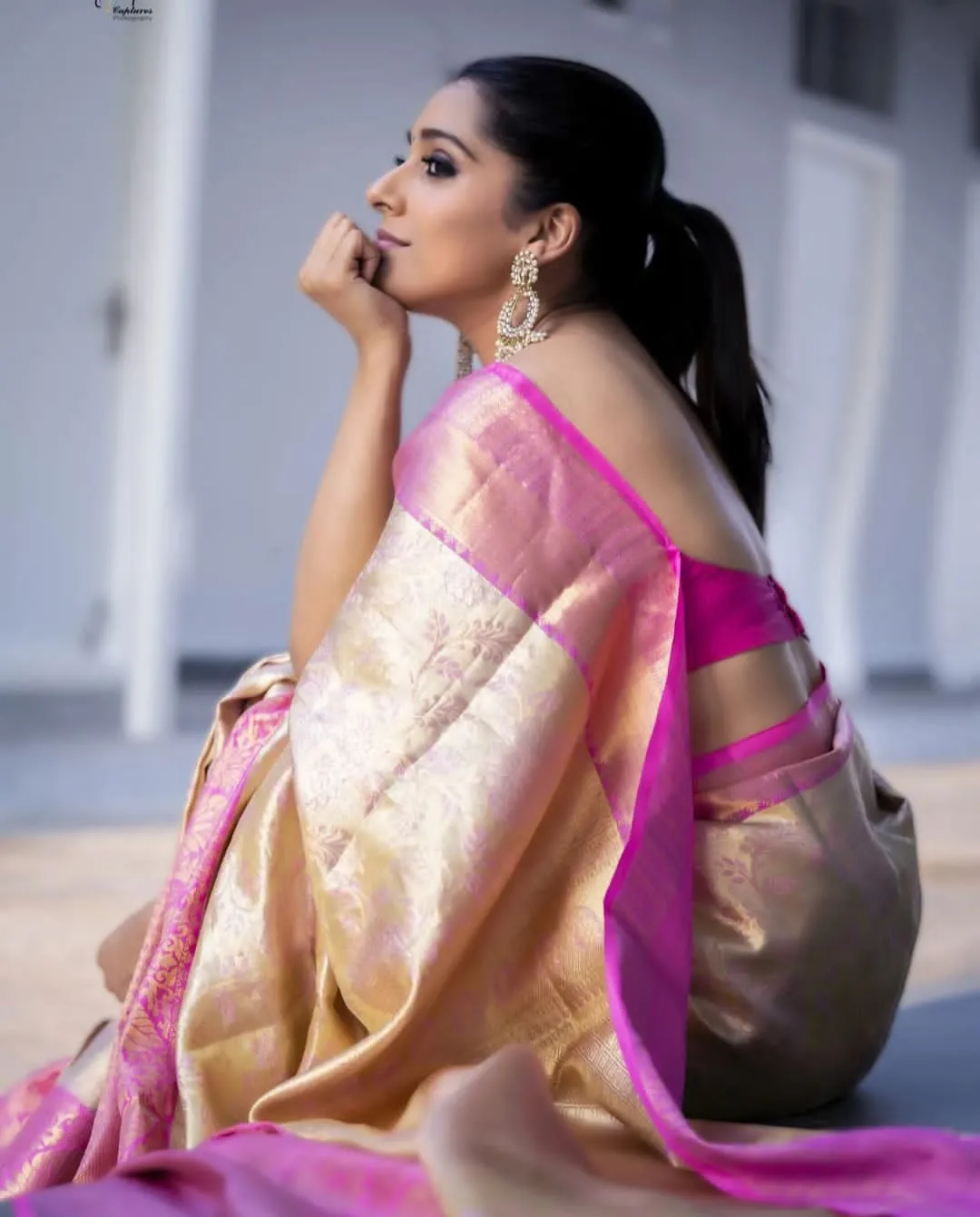 Engrossing Beige Soft Silk Saree With Luxuriant Blouse Piece