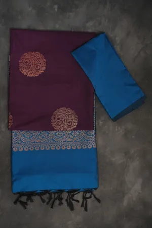 Handwoven Kanchipuram Blended Silk Saree: Traditional and Elegant