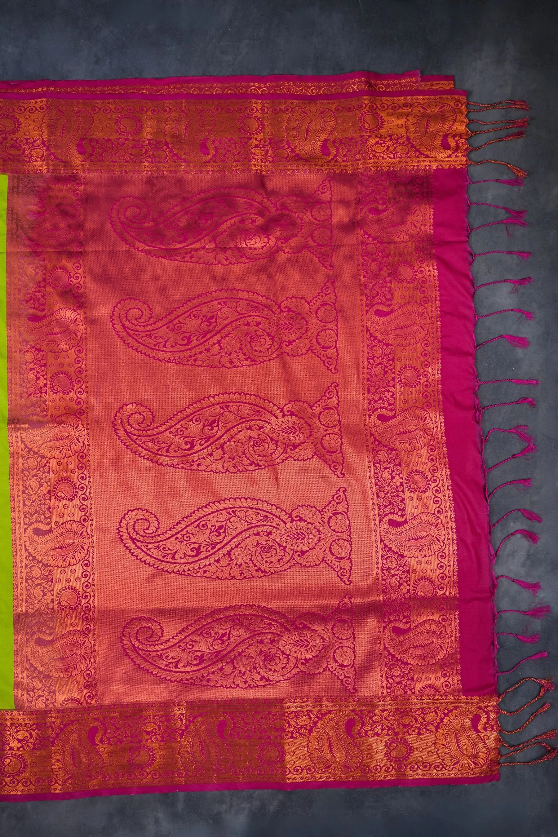 Luxurious Kanchipuram Blended Silk Saree - Radiate Grace & Elegance