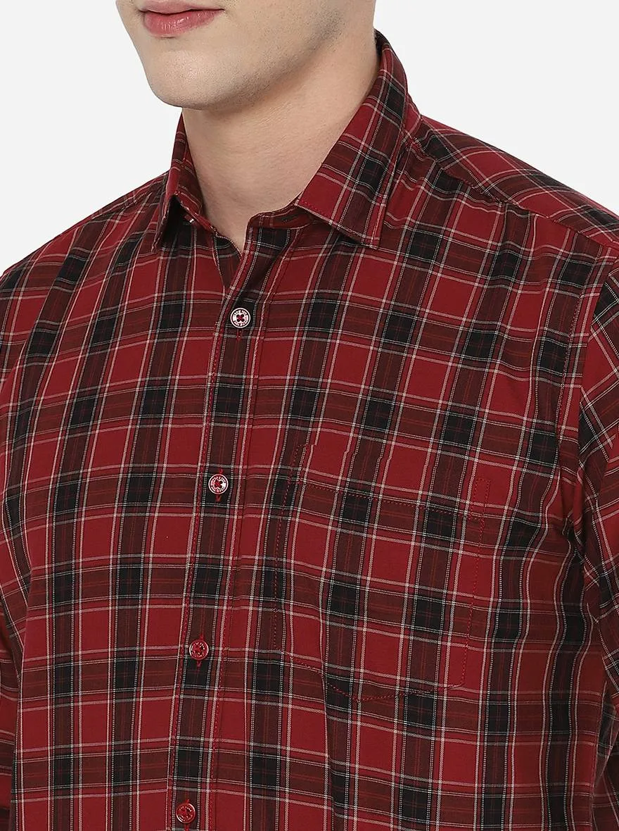 Maroon & Black Checked Slim Fit Casual Shirt | JadeBlue