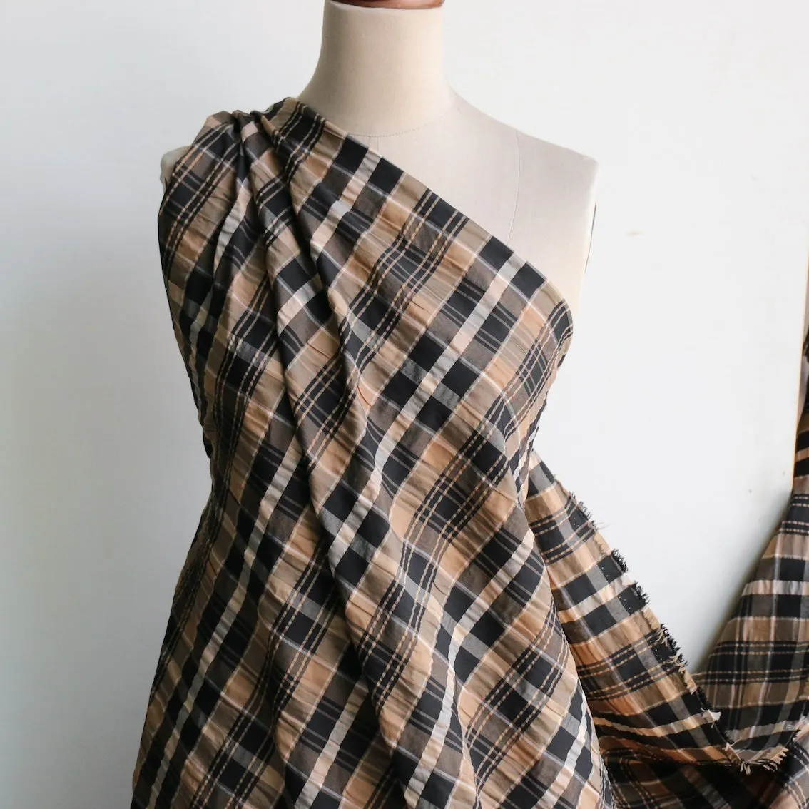 Plaid Seersucker Tan/Black